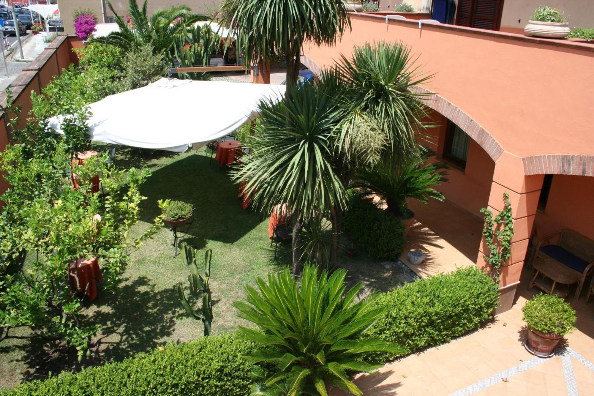 Hotel Locanda Dei Trecento Sapri Exterior foto
